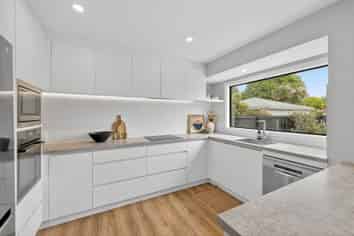 15 Oakfield Street, Burnside