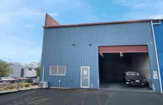 Well-Presented Te Rapa Warehouse Opportunity
