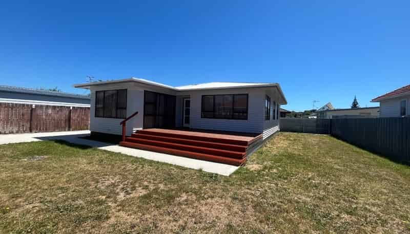 15A Queenwood Road, Levin