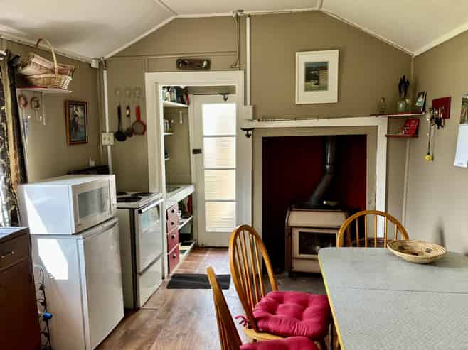 58 Antrim Street, Waikawa Valley