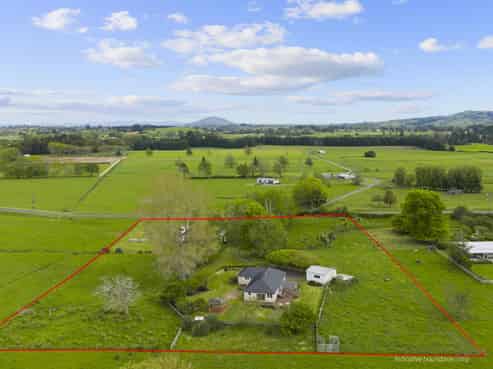 112 Cochrane Road, Ngahinapouri