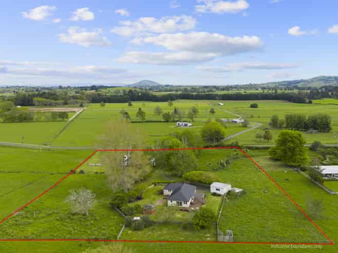 112 Cochrane Road, Ngahinapouri