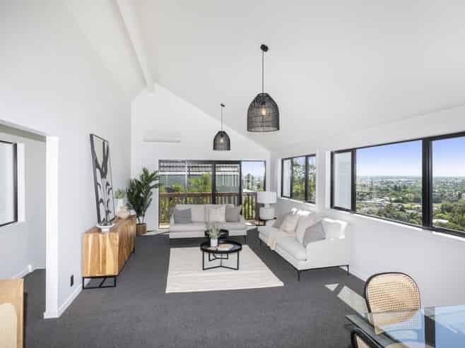 37 Whareora Tce, Cashmere