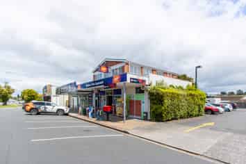 High Profile Retail Gem 