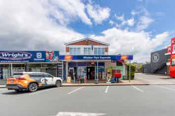 High Profile Retail Gem 