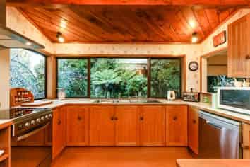 4 Barton Street East, Blockhouse Bay