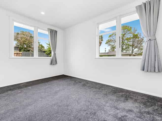 56 Kemble Close, Mangere East