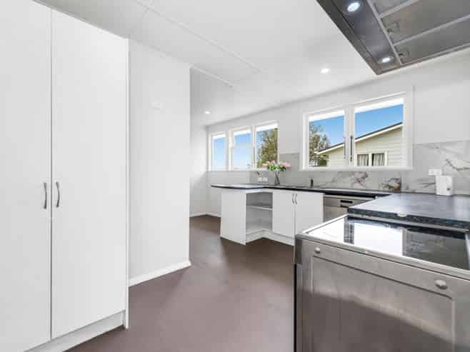 56 Kemble Close, Mangere East