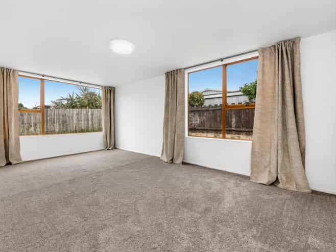 56 Kemble Close, Mangere East
