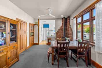 10 Stenness Avenue, Somerfield