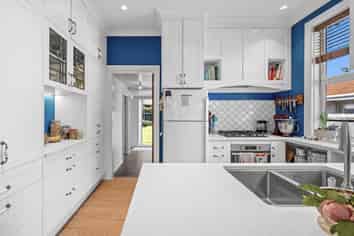 10 Stenness Avenue, Somerfield