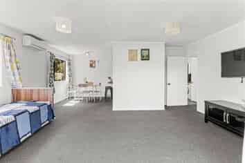 31 Beaumont Crescent, Frankleigh Park