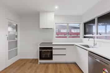 32 Idlewild Avenue, Mangere