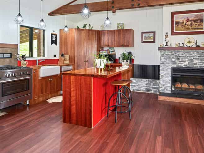 65B Ngakoroa Road, Ormond