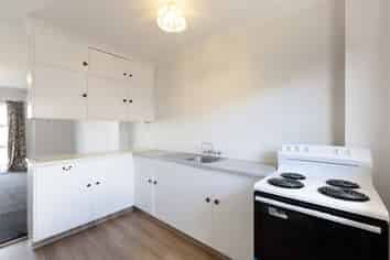 2/734 Main Street, Palmerston North