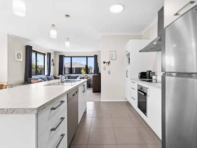 21 Drake Crescent, Awatoto