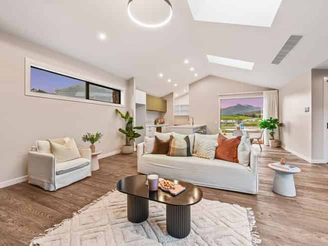 1 & 1A McA Mcadam Drive, Jacks Point