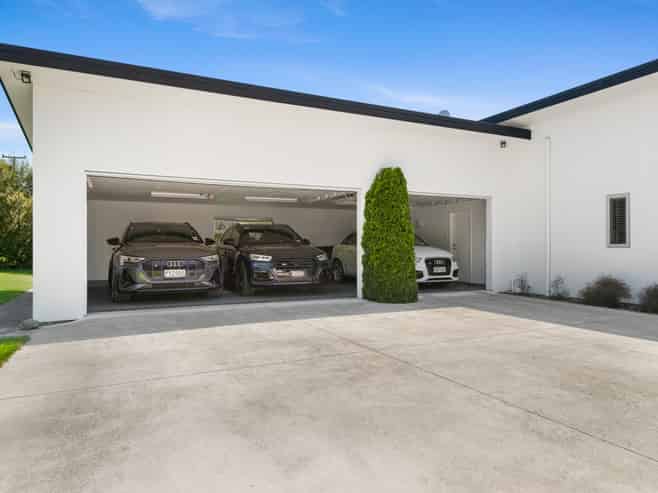 201 Oakwood Lane, Witherlea