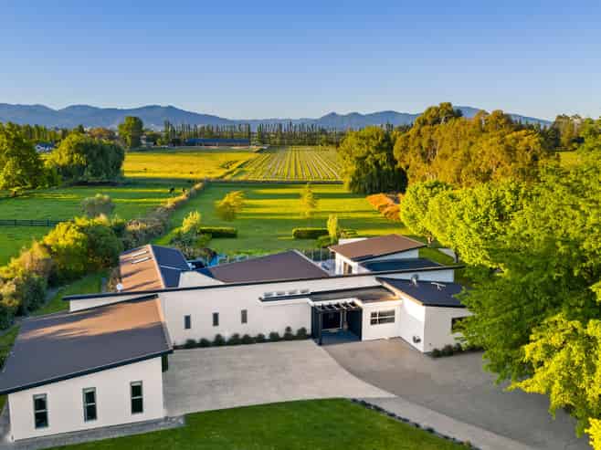 201 Oakwood Lane, Witherlea