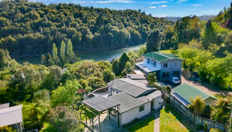 43 Oxford Road, Lake Rotoma