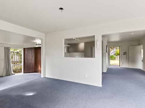 43 Oxford Road, Lake Rotoma