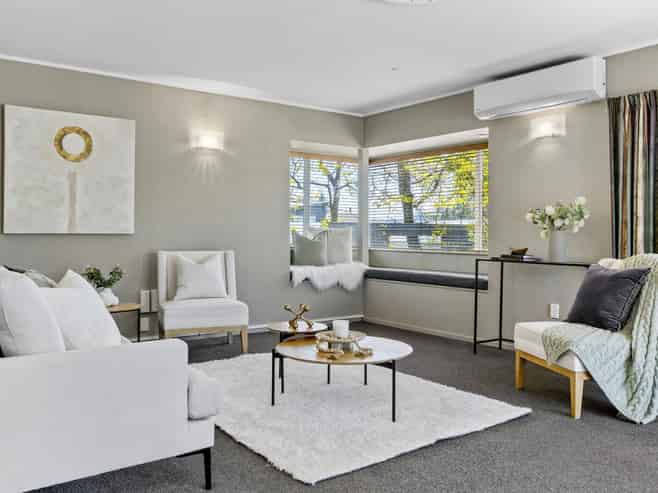 1 and 2/20 Stanley Street, Wharewaka