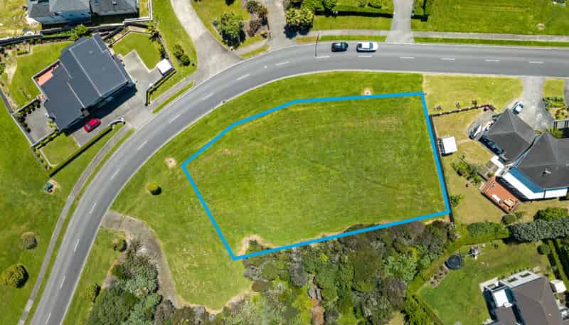 24 Sovereign Street, Flat Bush