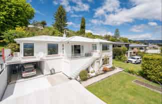 103 The Ridgeway, Stoke