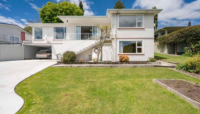 103 The Ridgeway, Stoke