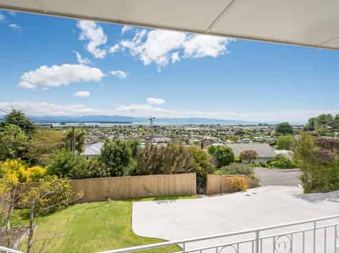 103 The Ridgeway, Stoke