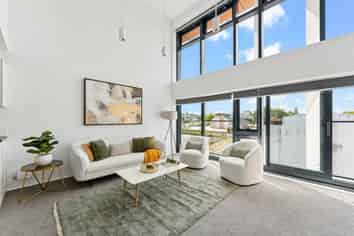 10F/30 Westward Ho, Glen Eden