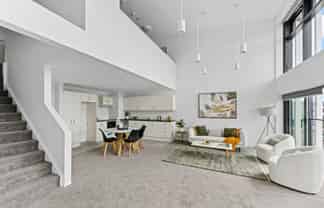 10F/30 Westward Ho, Glen Eden