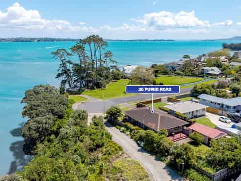 26 Puriri Road, Beachlands