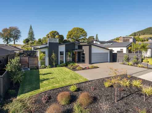 33 Hart Road, Richmond