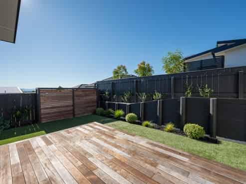 33 Hart Road, Richmond