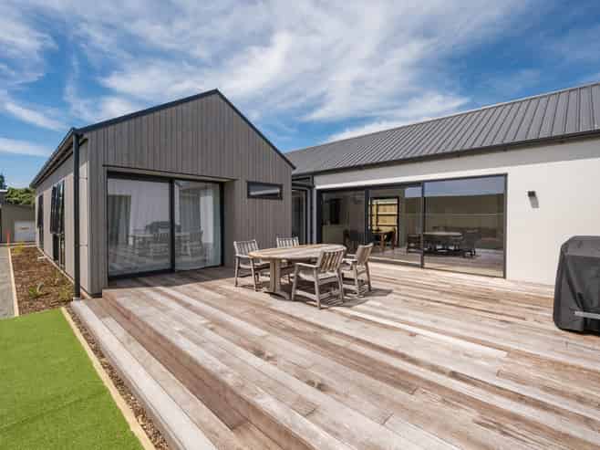 8 Poukirikiri Place, Richmond