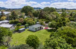 33 Athenree Road, Athenree