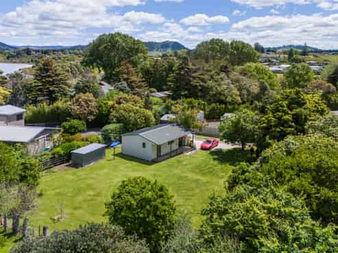 33 Athenree Road, Athenree