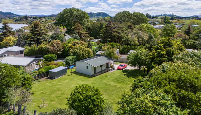 33 Athenree Road, Athenree