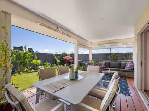 47 Catalina Crescent, Burleigh