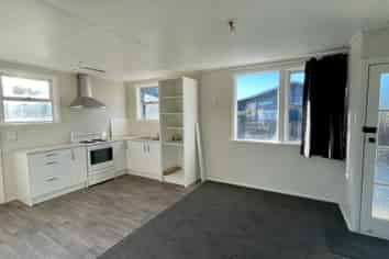 A/8 Karaka Street, Castlecliff