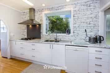 25 Totara Park Road, Clouston Park