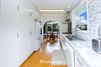 25 Totara Park Road, Clouston Park