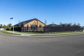 29 Honeyfield Drive, Whalers Gate