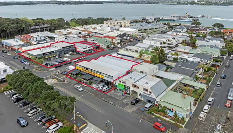  Devonport Portfolio, Devonport