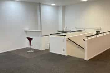 3 Phase Retail and Live Option in Manukau | 159m2