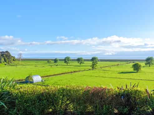 722 Back Miranda Road, Miranda