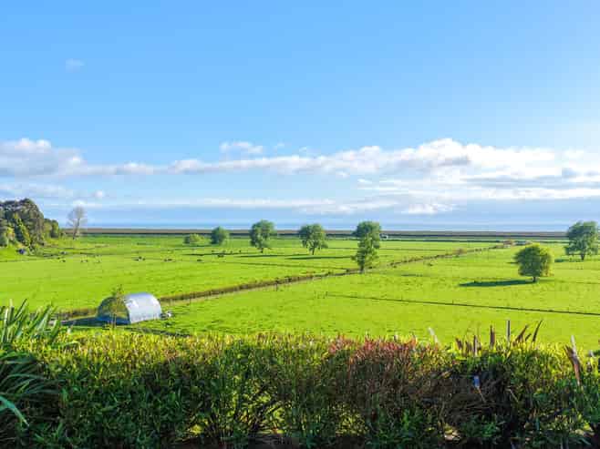 722 Back Miranda Road, Miranda