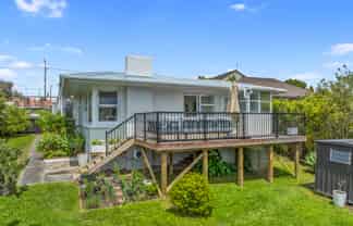 3/619 Beach Road, Rothesay Bay