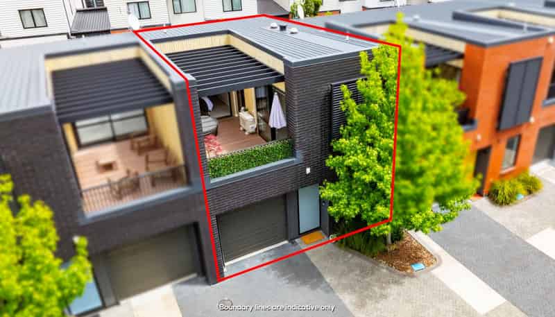 8 Kerewhenua Crescent, Hobsonville